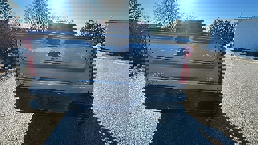 Certified 2024 Chevrolet Silverado 2500 Custom w/ Custom Convenience Package image 6