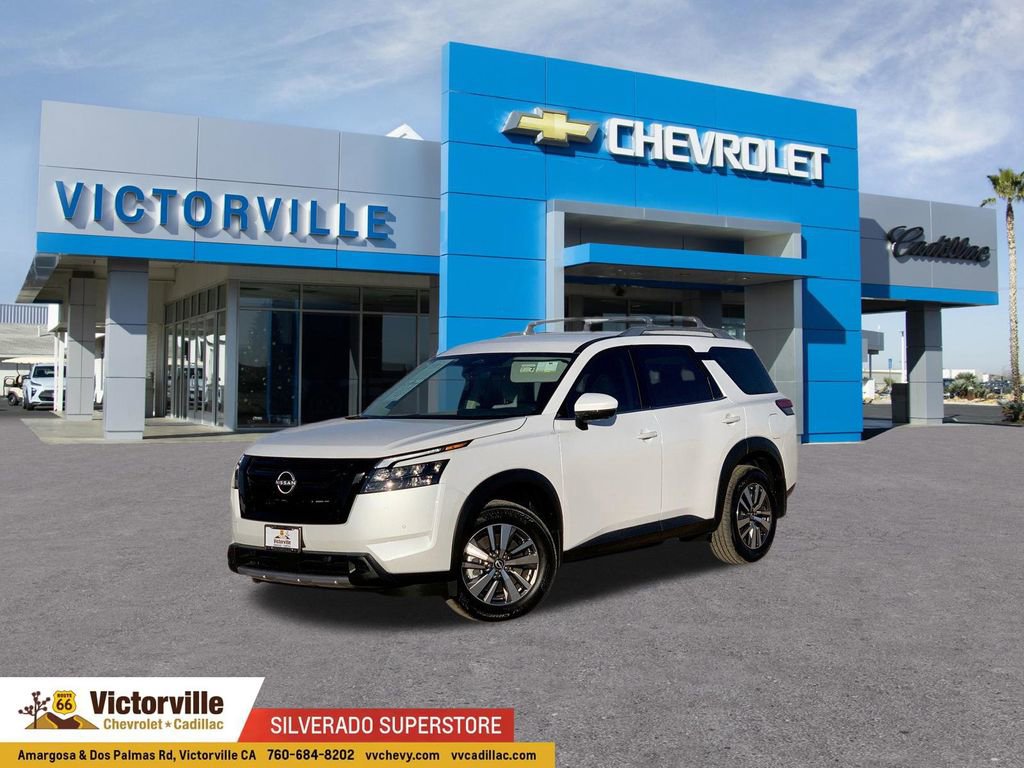 Used 2025 Nissan Pathfinder SL w/ Black Appearance Package FWD image 1