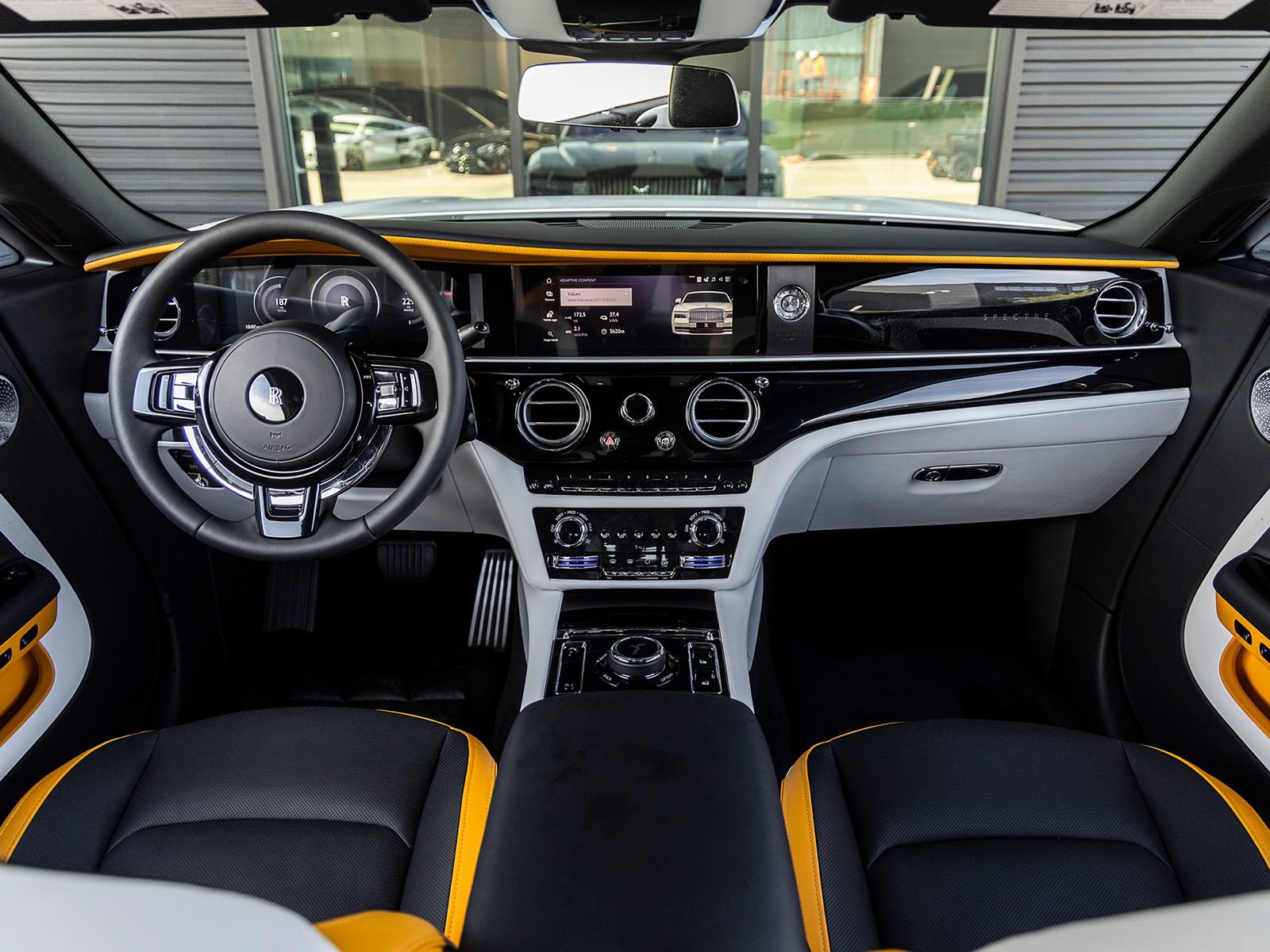 Used 2024 Rolls-Royce Spectre AWD/4WD image 4