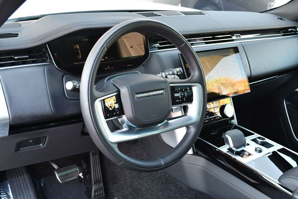 Used 2023 Land Rover Range Rover SE AWD/4WD image 48