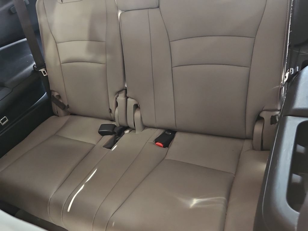 Used 2019 Honda Pilot Touring image 12