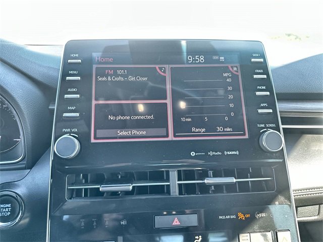 Used 2022 Toyota Avalon XLE w/ Moonroof Package image 12