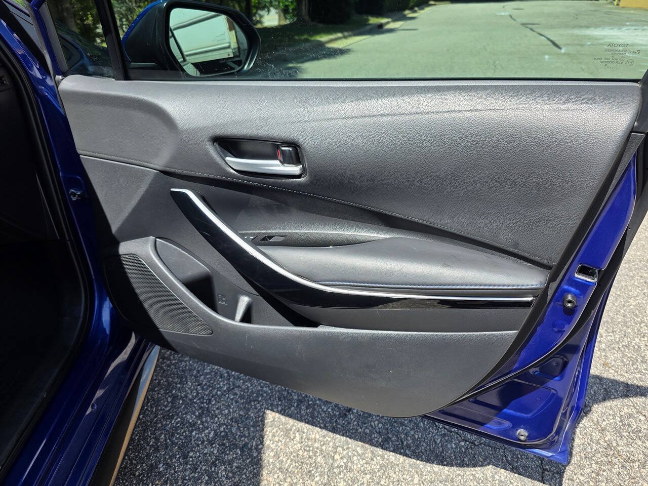 Used 2020 Toyota Corolla XSE FWD image 31