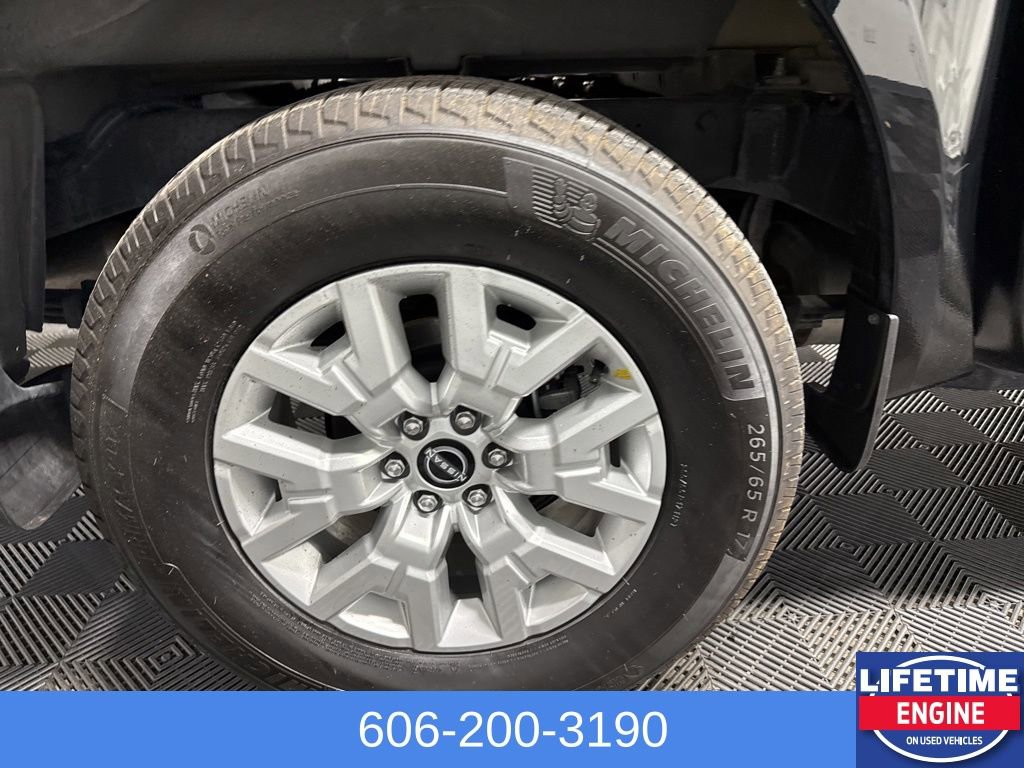 Used 2024 Nissan Frontier SV w/ SV Convenience Package image 6