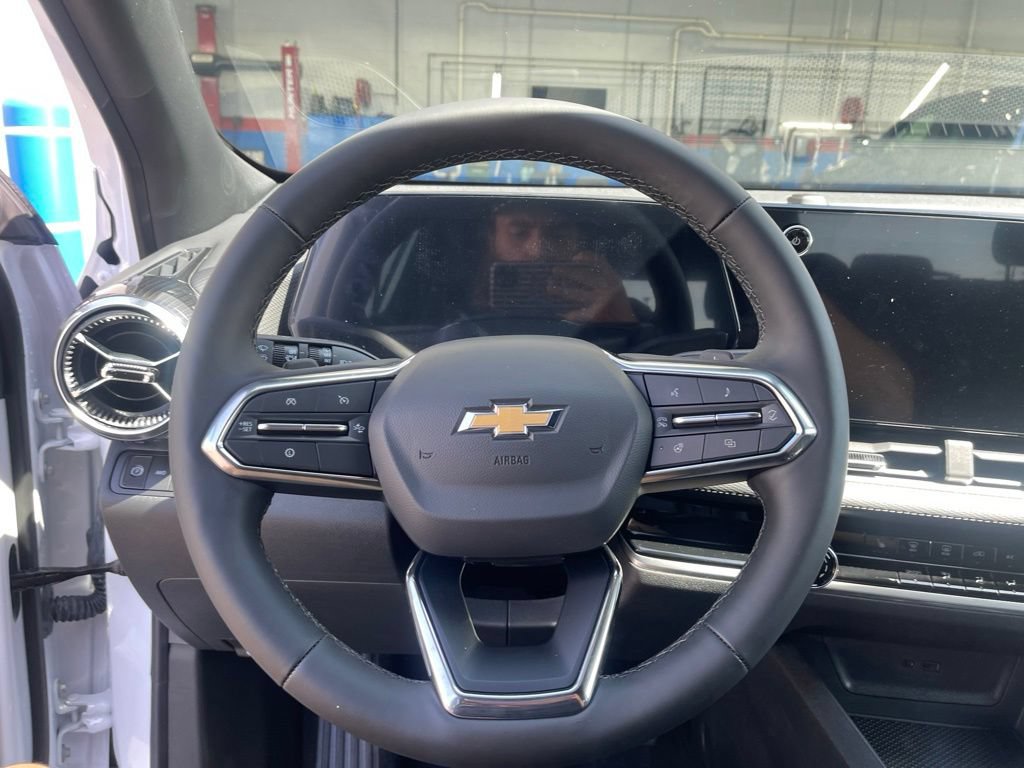 New 2027 Chevrolet Equinox LT AWD/4WD image 14