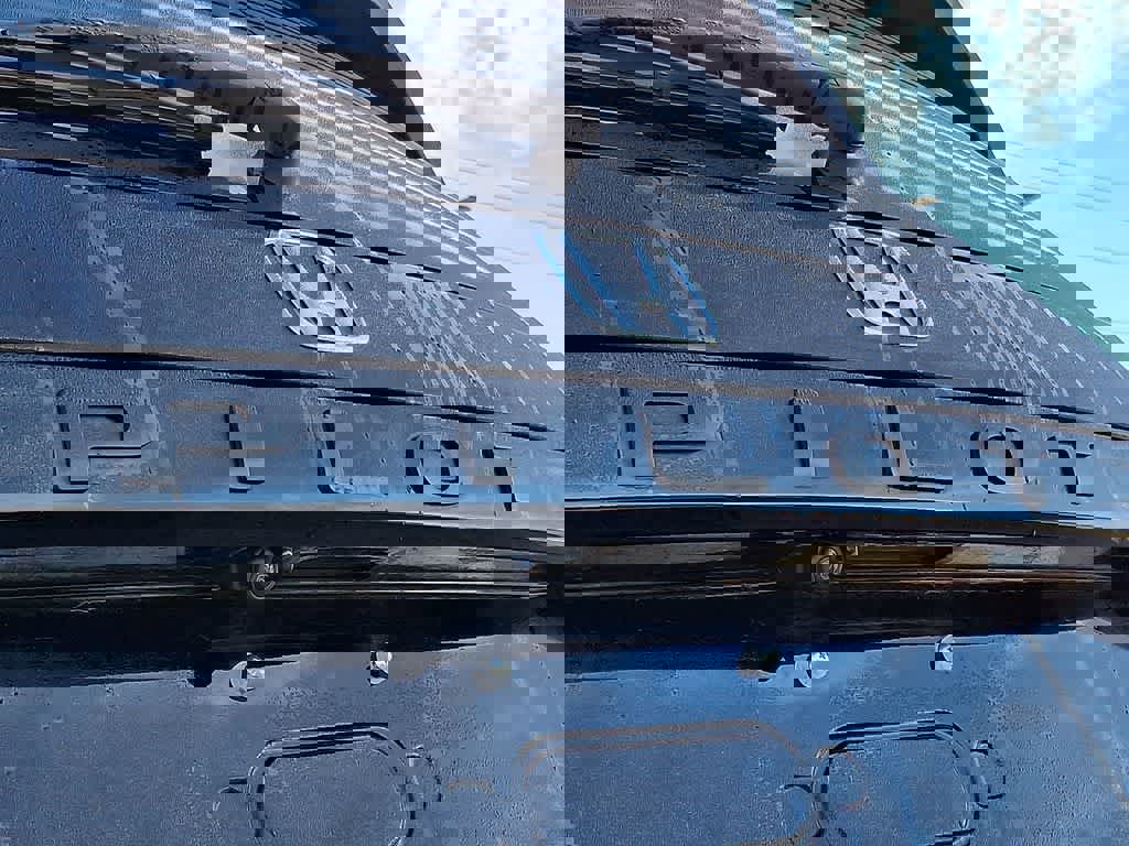 Used 2025 Honda Pilot Elite image 33