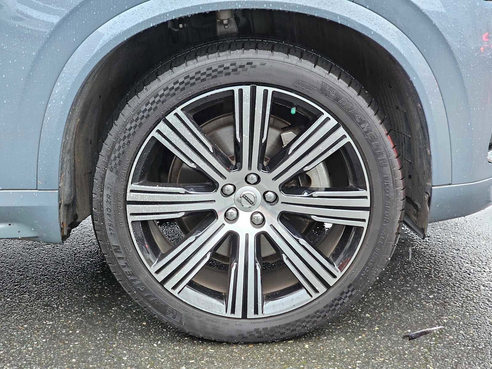 Certified 2022 Volvo XC90 T6 Inscription w/ Climate Package image 9