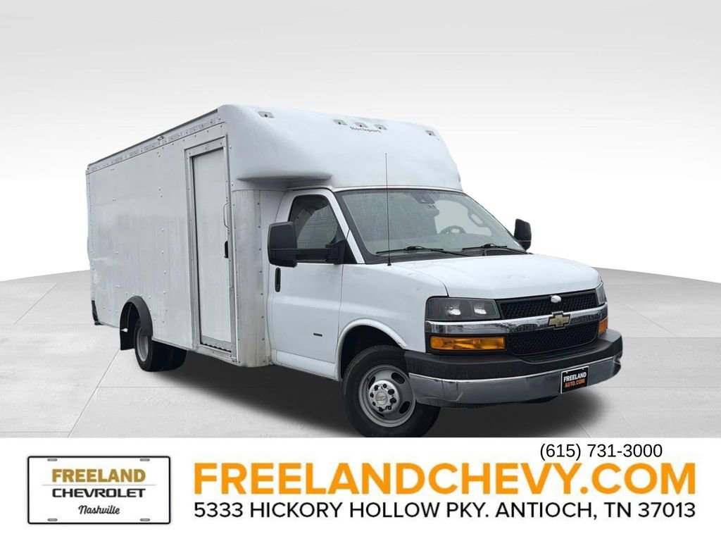 Used 2022 Chevrolet Express 3500 w/ Power Convenience Package image 1