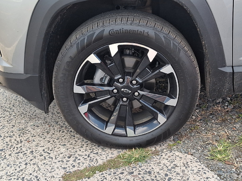 Certified 2026 Chevrolet Equinox RS FWD image 32