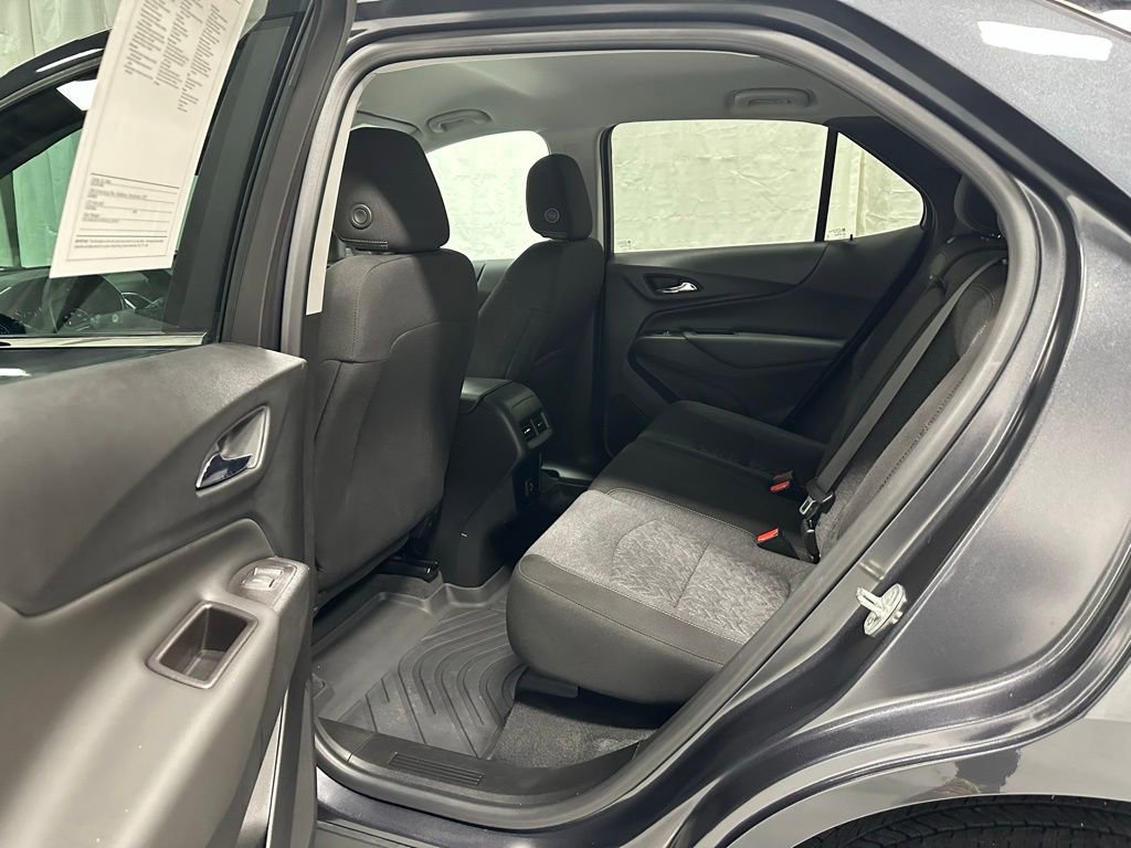 Used 2022 Chevrolet Equinox LT image 38