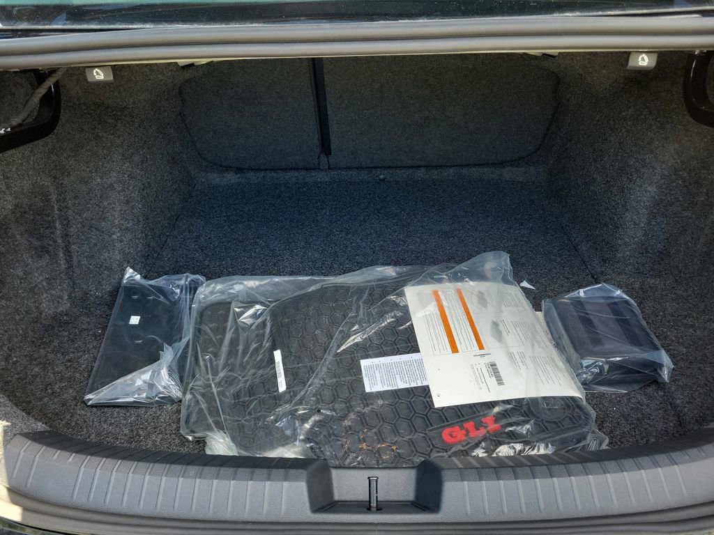 New 2026 Volkswagen Jetta GLI Autobahn image 6