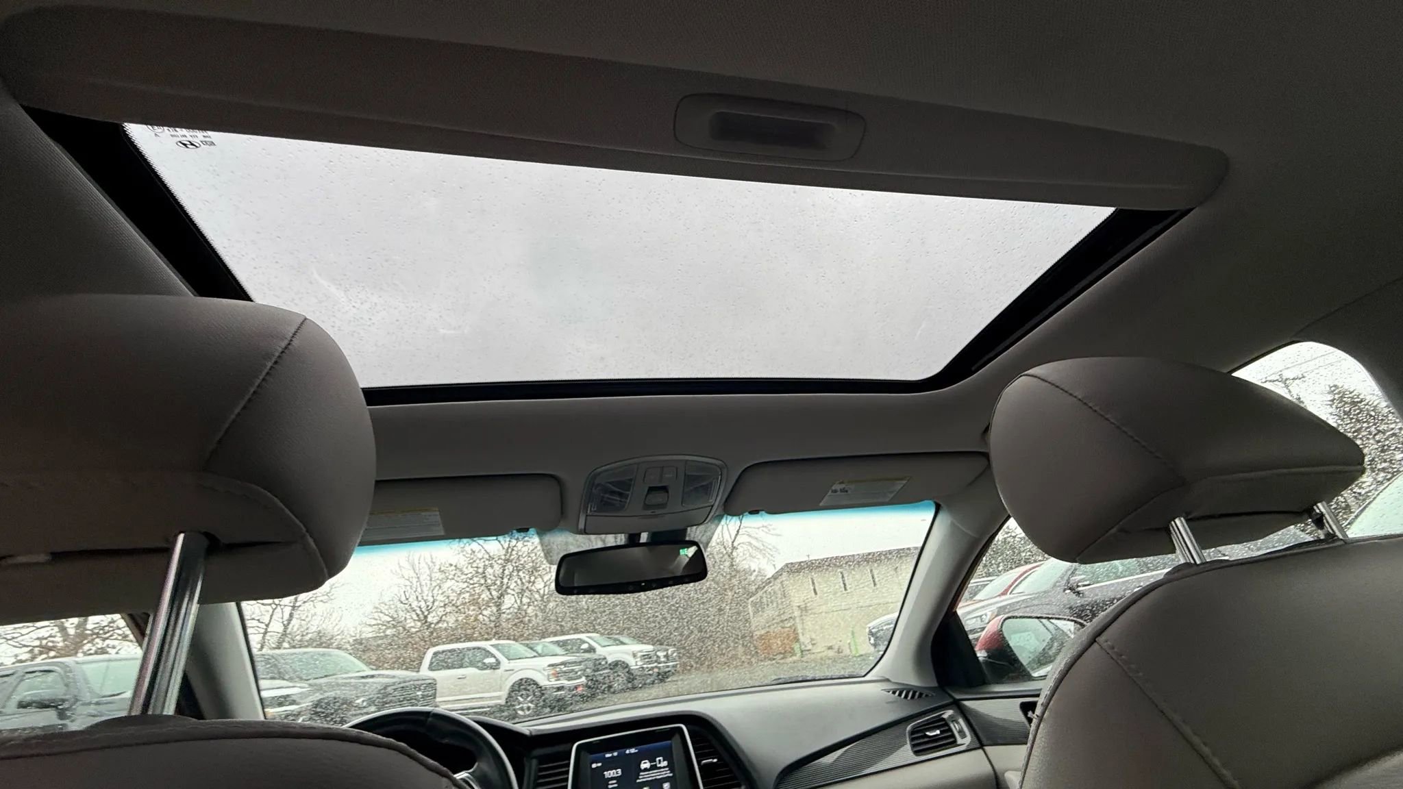 Used 2018 Hyundai Sonata Limited image 25