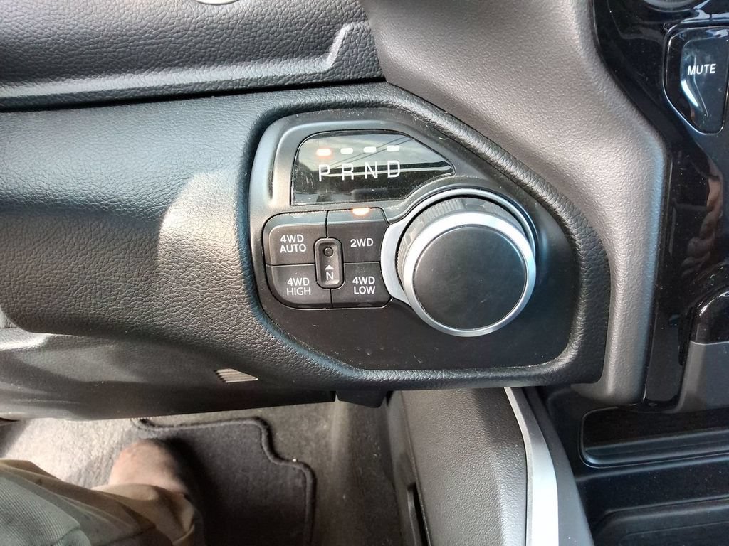 Certified 2020 RAM 1500 Big Horn AWD/4WD image 15
