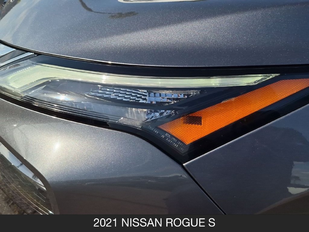 Certified 2021 Nissan Rogue S FWD image 10