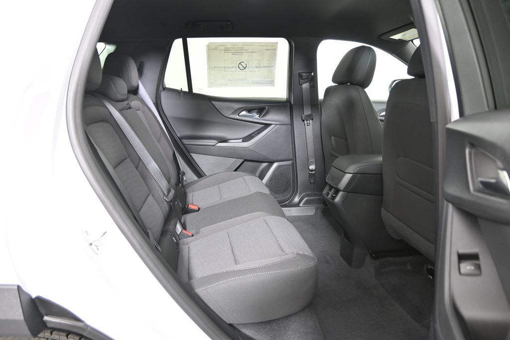 New 2026 Chevrolet Equinox LT w/ Safety and Technology Package AWD/4WD image 15