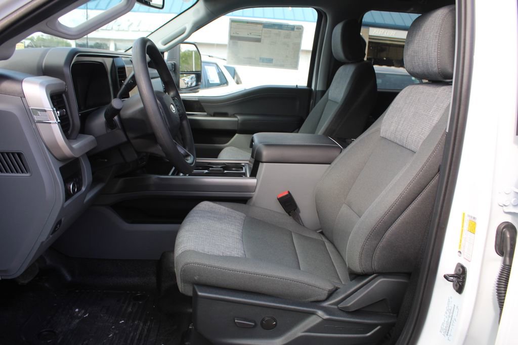 New 2026 Ford F350 XLT w/ XLT Premium Package image 37