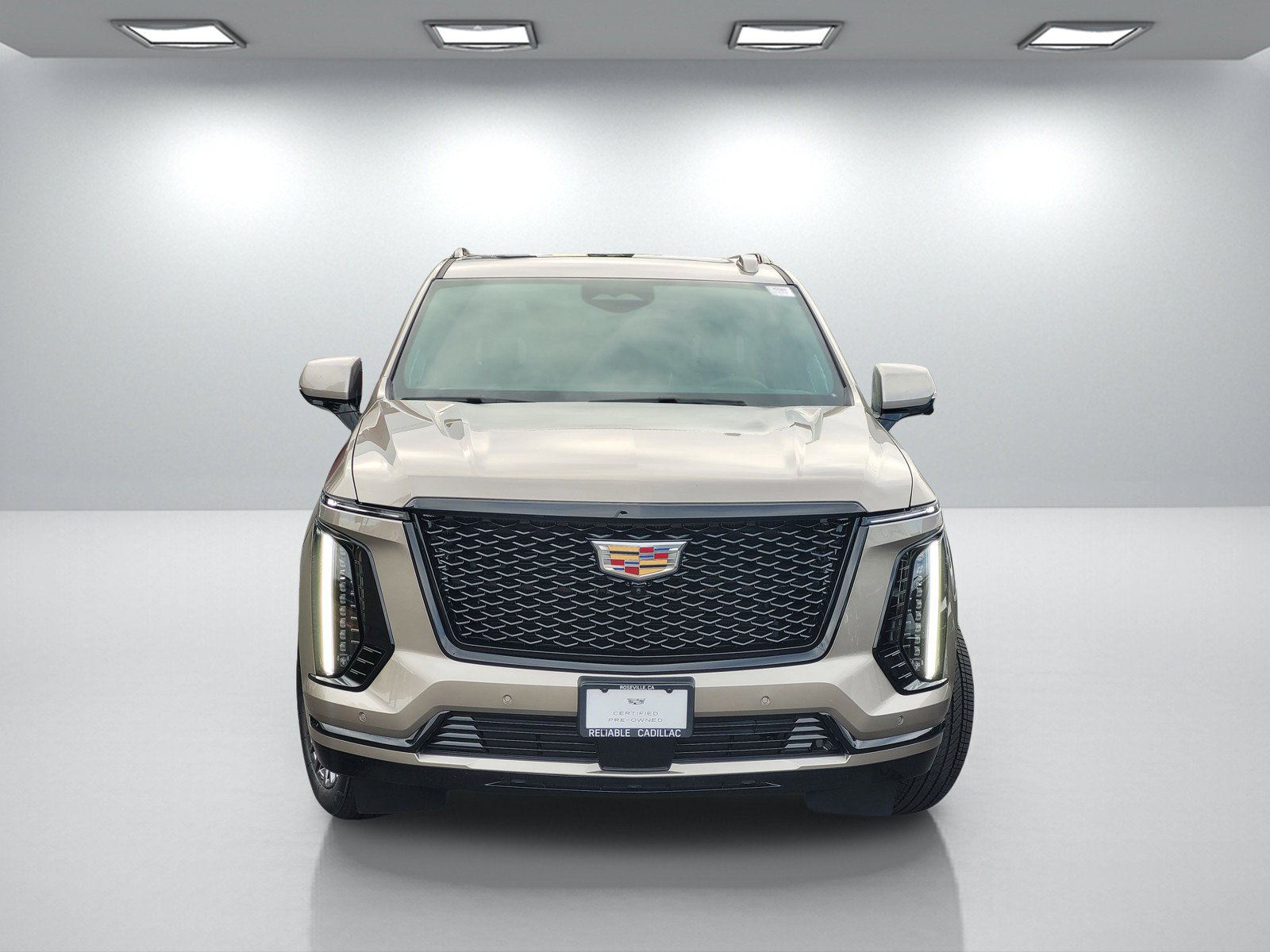 Certified 2025 Cadillac Escalade Sport Platinum AWD/4WD image 2
