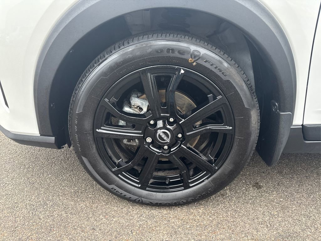 Used 2024 Nissan Kicks SR image 12