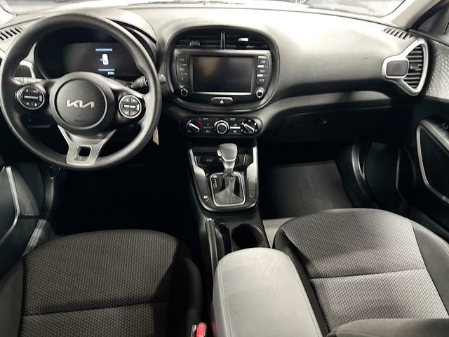 Used 2023 Kia Soul LX w/ LX Technology Package image 21