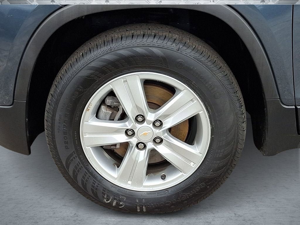 Certified 2022 Chevrolet Trax LT w/ LT Convenience Package AWD/4WD image 10