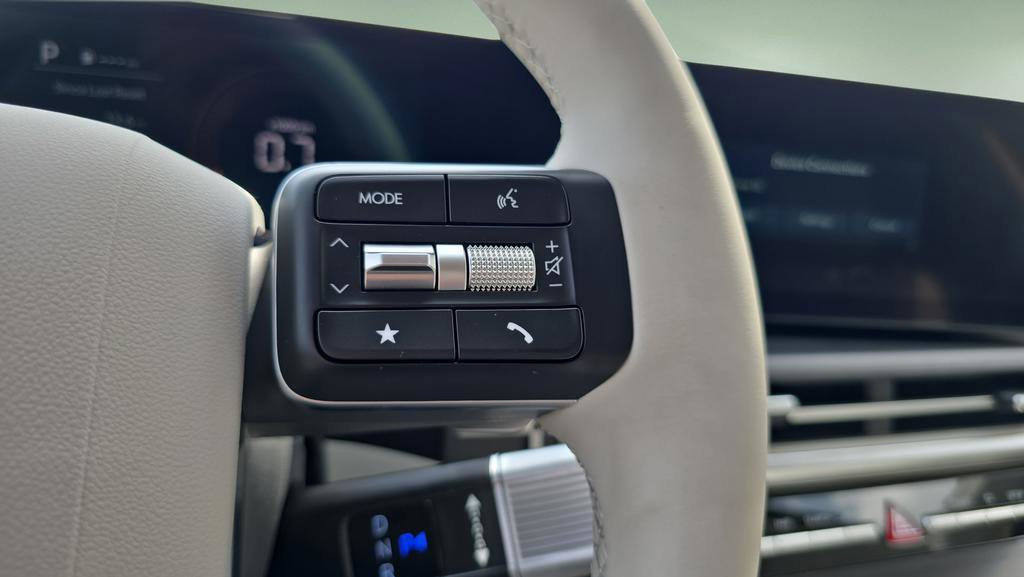 New 2026 Hyundai Santa Fe SEL FWD image 25