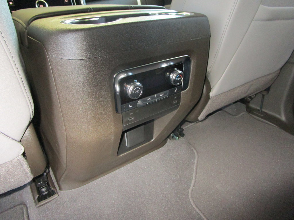 New 2027 GMC Yukon XL Elevation w/ Technology Package RWD image 20