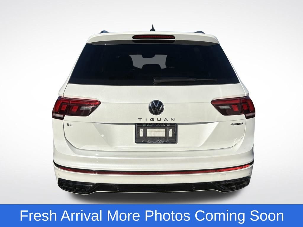 Used 2024 Volkswagen Tiguan SE R-Line image 5