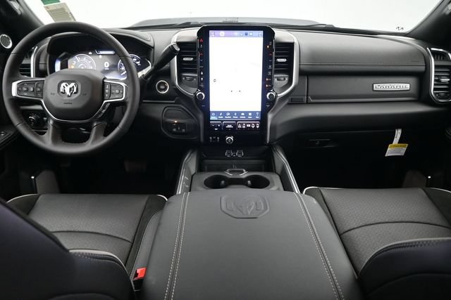 New 2026 RAM 3500 Laramie AWD/4WD image 15