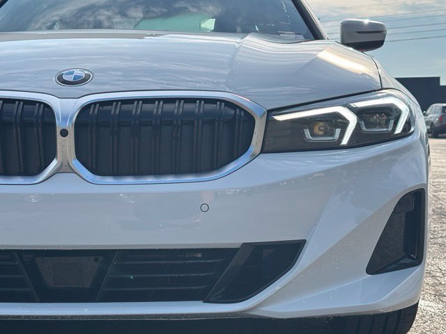 New 2026 BMW 330i xDrive Sedan w/ Premium Package AWD/4WD image 10