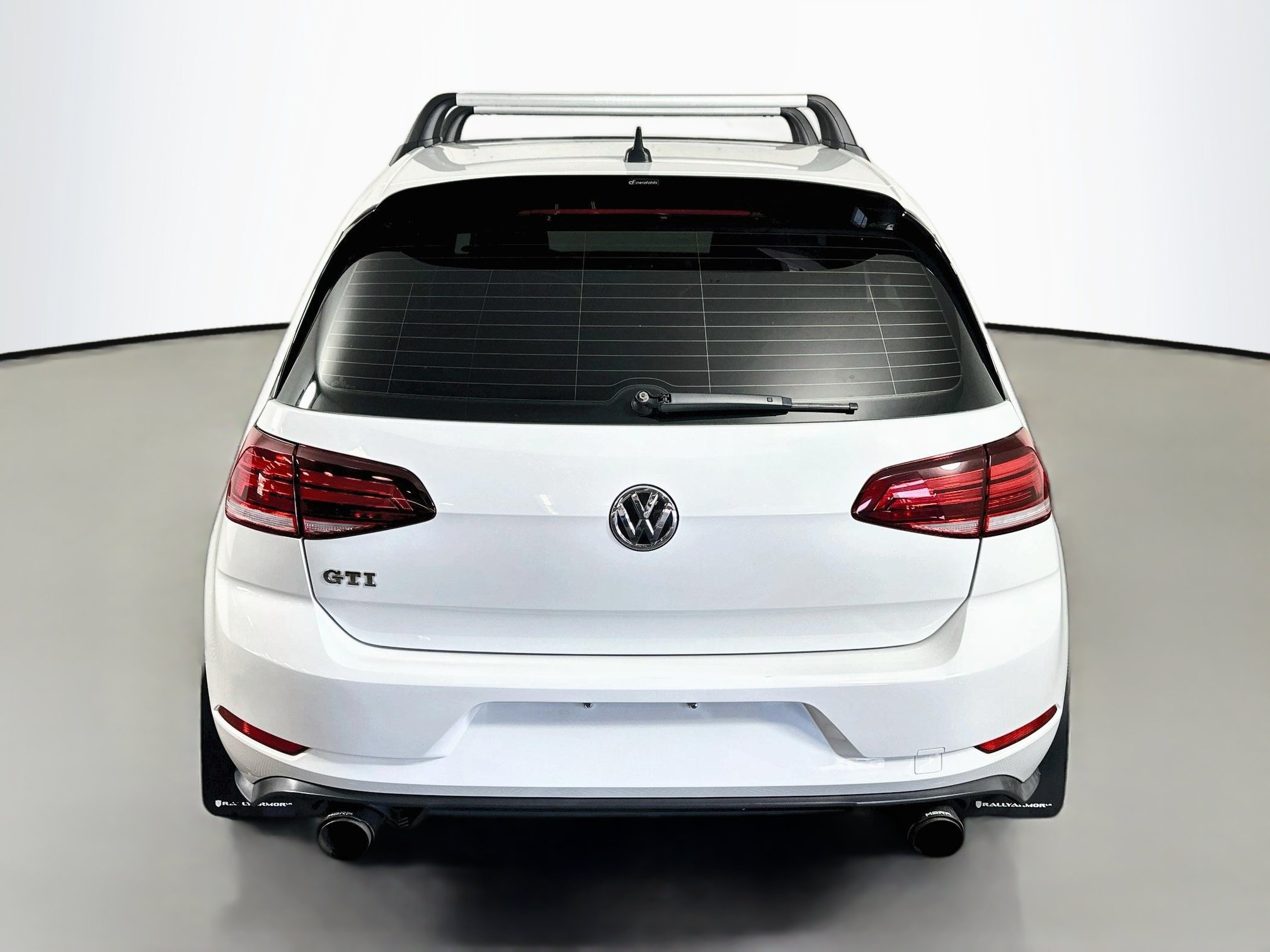 Used 2018 Volkswagen GTI SE w/ SE Leather Package FWD image 6