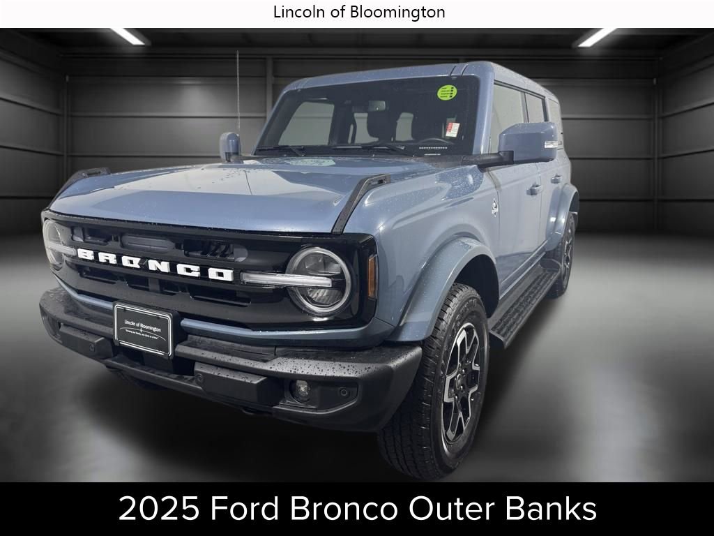 Used 2025 Ford Bronco Outer Banks AWD/4WD image 1