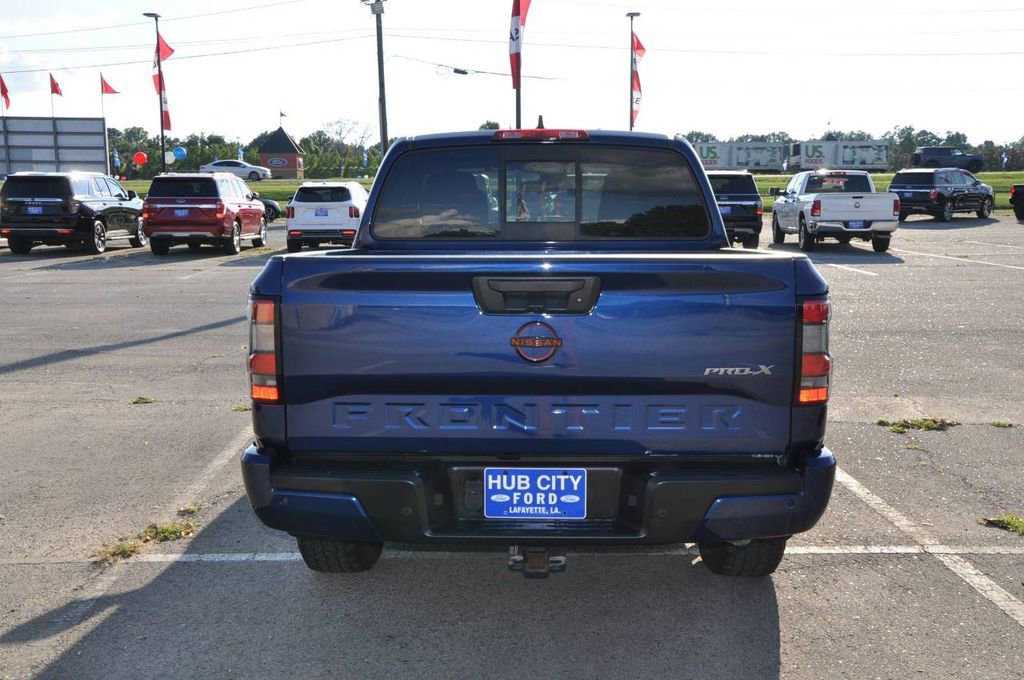 Used 2022 Nissan Frontier Pro-X image 4