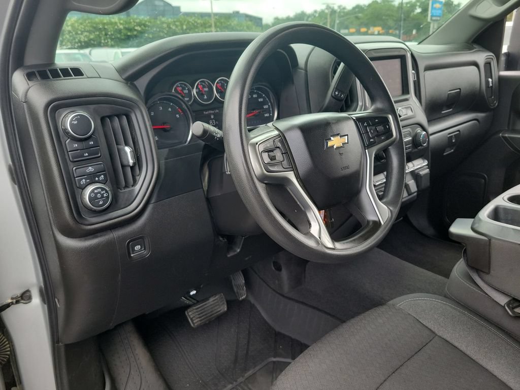 Used 2022 Chevrolet Silverado 2500 Custom w/ Custom Value Package AWD/4WD image 10