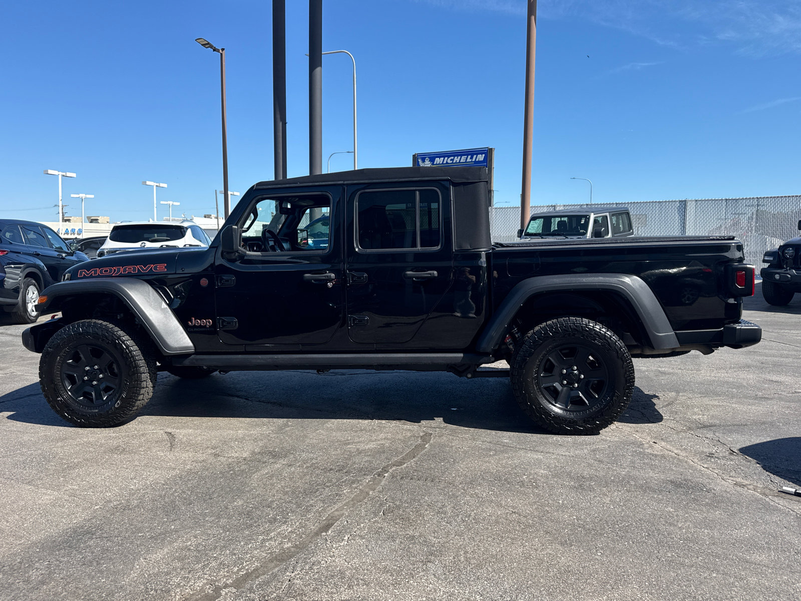 Used 2022 Jeep Gladiator Mojave w/ Cold Weather Group AWD/4WD image 3