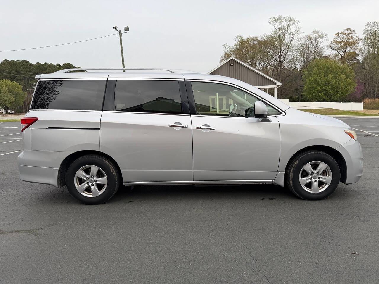 Used 2014 Nissan Quest SV image 9