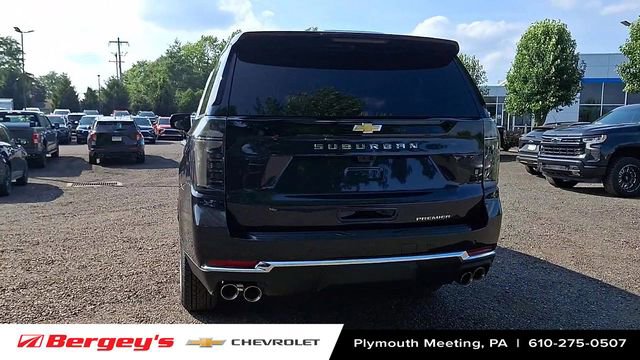 New 2025 Chevrolet Suburban Premier image 8