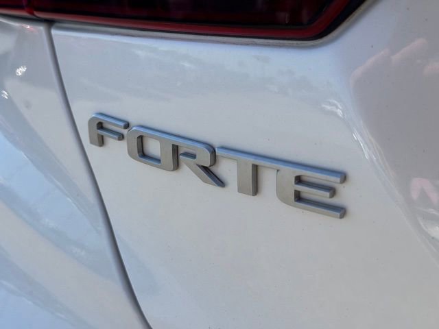 Certified 2023 Kia Forte LXS FWD image 11