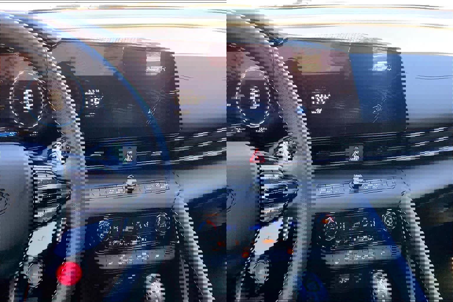 Used 2025 Hyundai Elantra N image 6