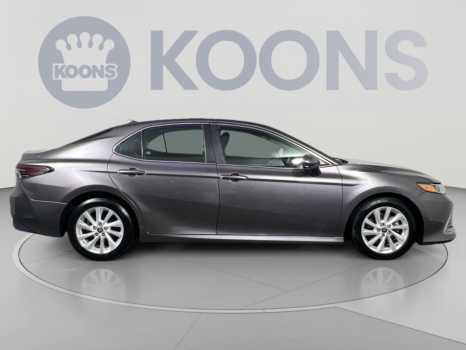Used 2021 Toyota Camry LE FWD image 8