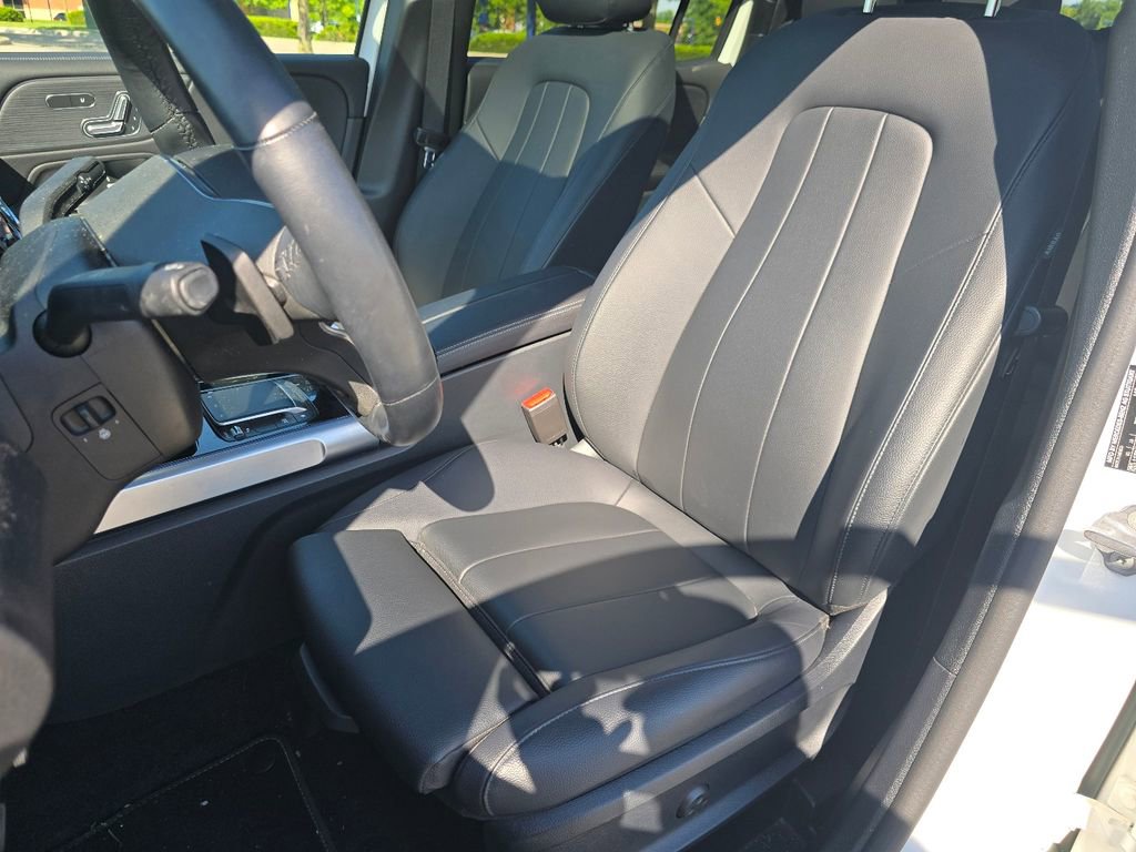 Certified 2023 Mercedes-Benz GLB 250 4MATIC image 25
