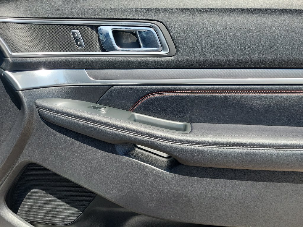 Used 2017 Ford Explorer Sport AWD/4WD image 20