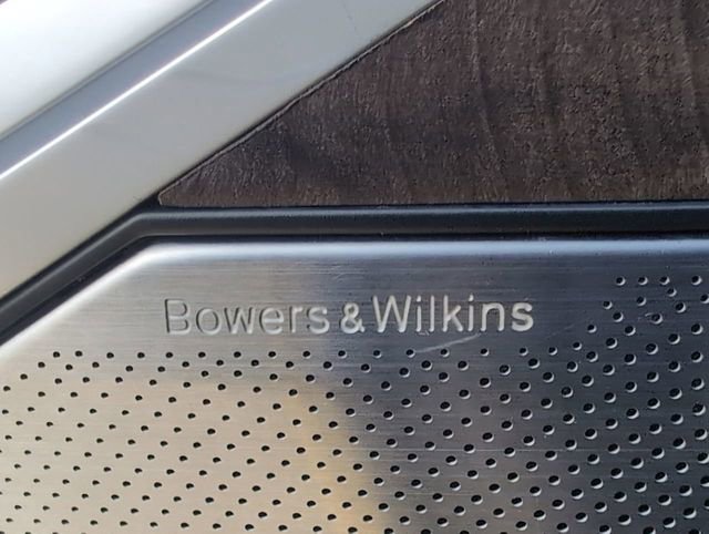 Used 2021 BMW X7 M50i image 25