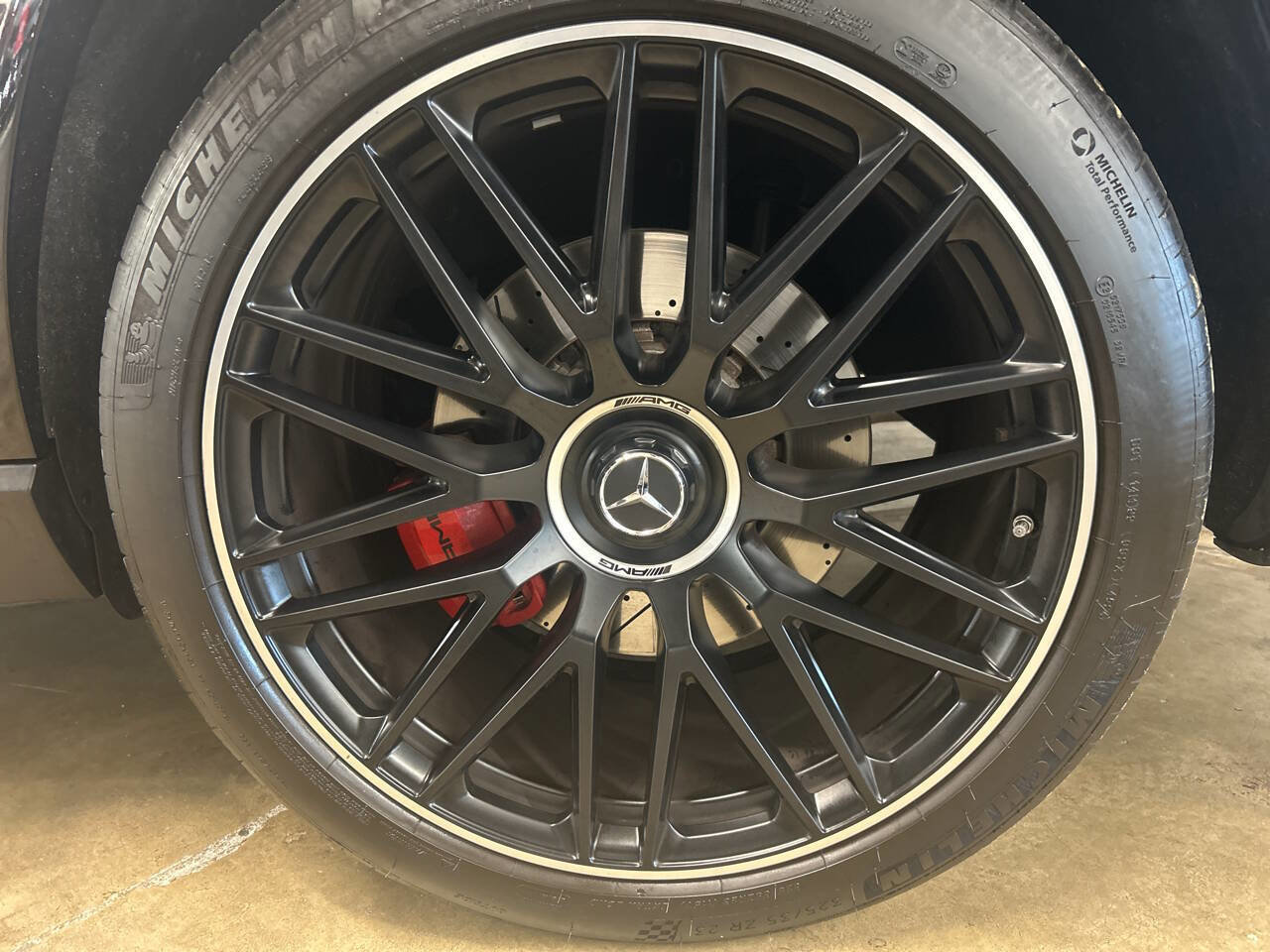 Used 2025 Mercedes-Benz GLS 63 AMG 4MATIC image 10