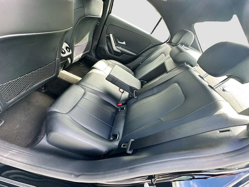 Used 2022 Mercedes-Benz A 220 4MATIC image 27