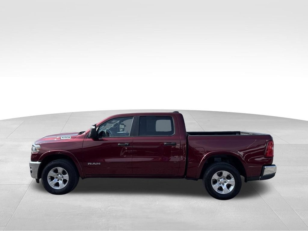 Used 2025 RAM 1500 Big Horn AWD/4WD image 9