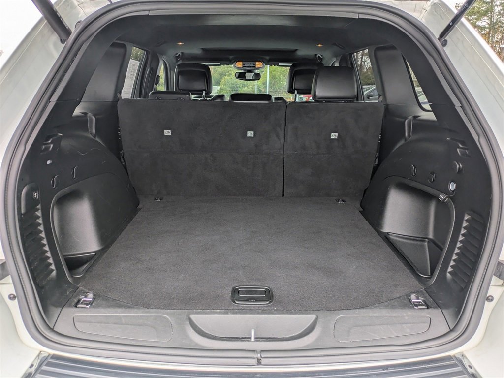 Used 2022 Jeep Grand Cherokee Limited image 12