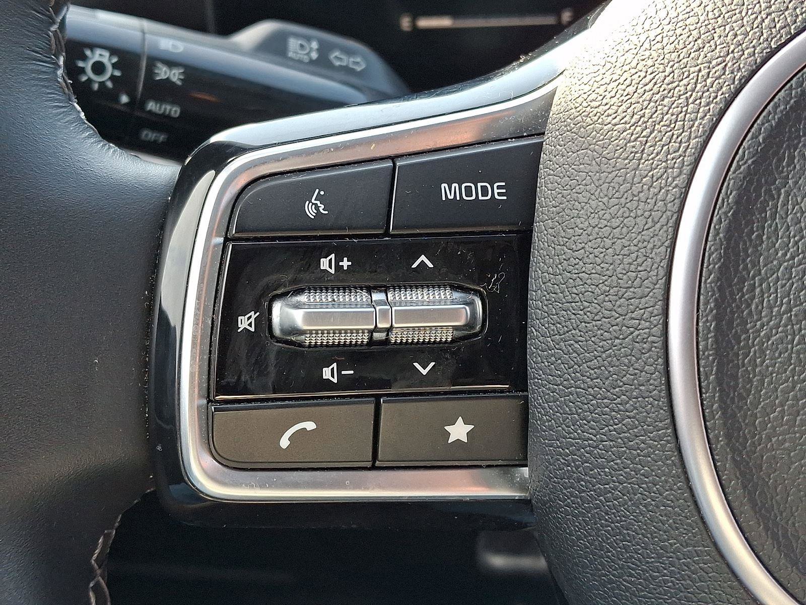 Used 2025 Kia Sorento S w/ Panoramic Sunroof Package image 45