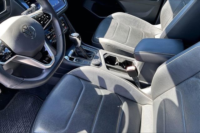 Used 2022 Volkswagen Tiguan SEL R-Line AWD/4WD image 14