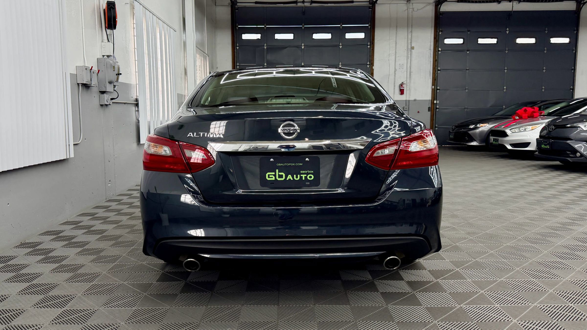 Used 2018 Nissan Altima 2.5 S w/ S Convenience Package image 3