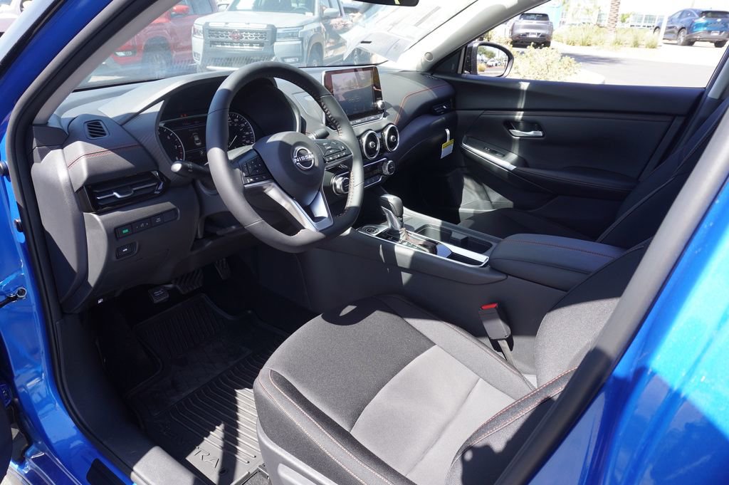 Certified 2025 Nissan Sentra SR w/ Midnight Edition image 16